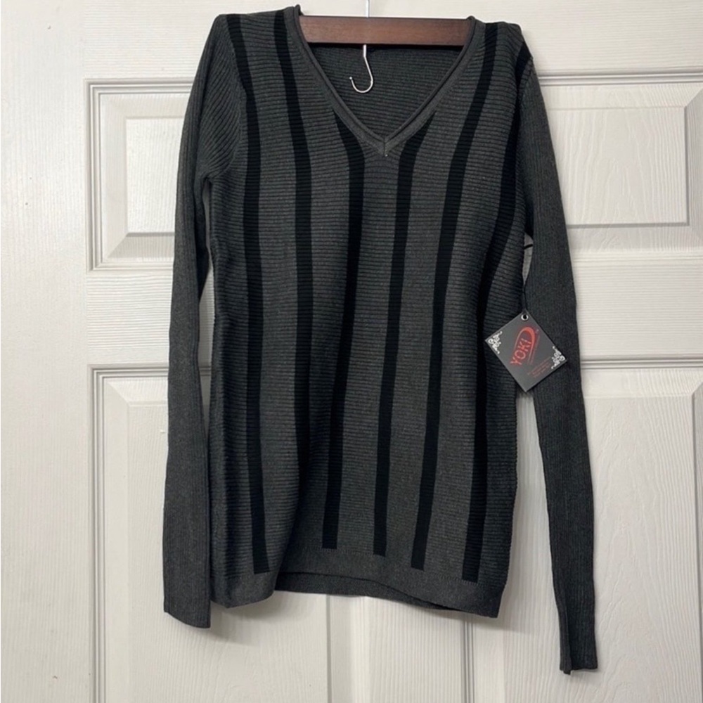 Womens small striped yoki sweater